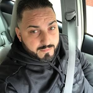 Meet your Posher, Manuel